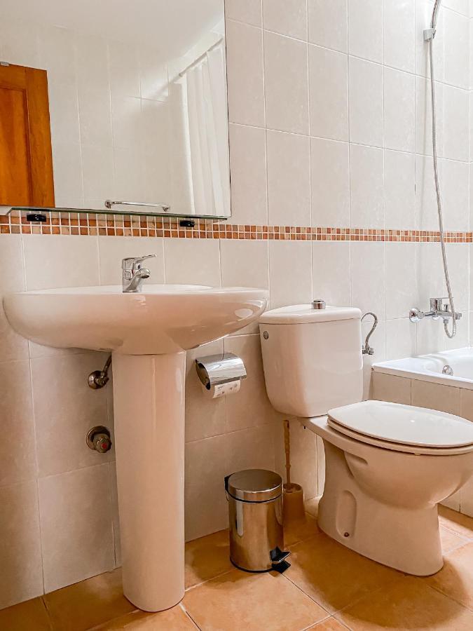Habitacion Privada + Bano Privado En La Vivienda Lägenhet Corralejo Exteriör bild